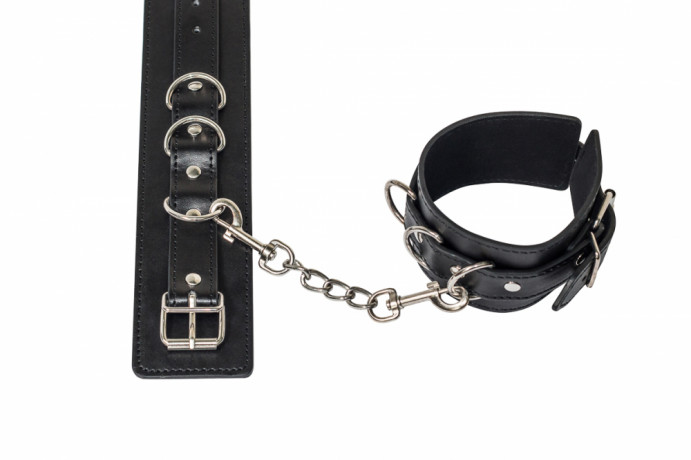 Поножи с цепочкой на карабинах Party Hard Celestial