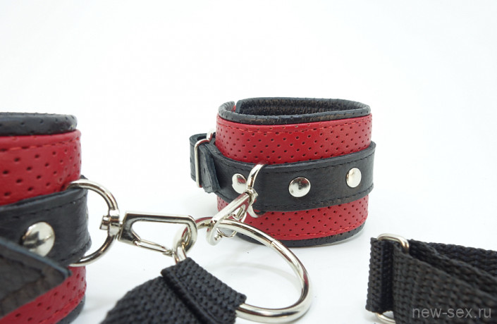 Красно-черный фиксатор шея-руки