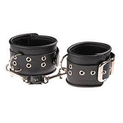 Наручники кожаные черные, ремешок с двумя карабинами