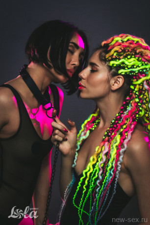 Стильный черный ошейник с поводком на карабине Party Hard Sin