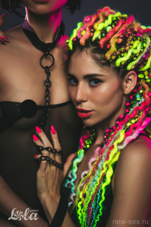 Стильный черный ошейник с поводком на карабине Party Hard Sin