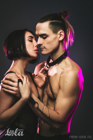 Стильный черный ошейник с поводком на карабине Party Hard Sin