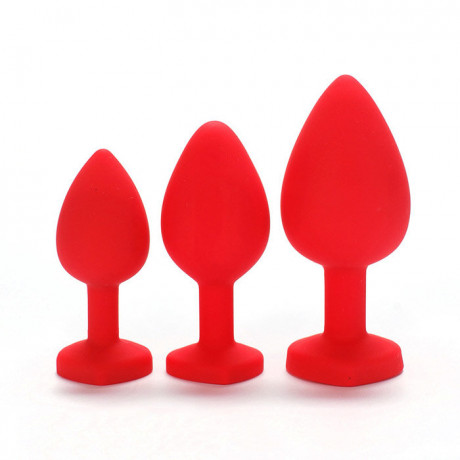 Красная анальная втулка с кристаллом в форме сердца