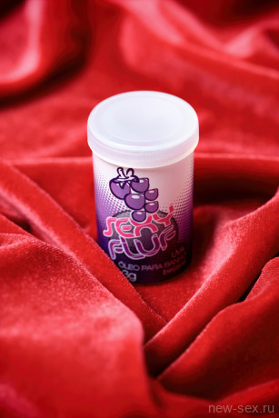 Масло для ванны и массажа с восхитительным ароматом винограда INTT SEXY FLUF