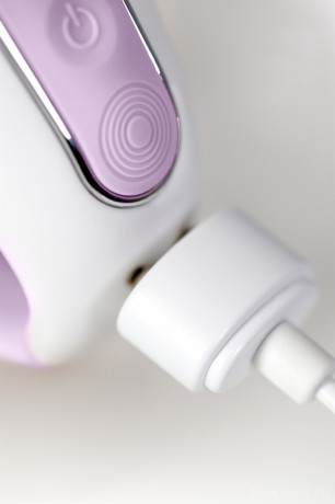 Силиконовый перезаряжаемый мульти скоростной вибратор для стимуляции точки G Satisfyer Vibes Charming Smile