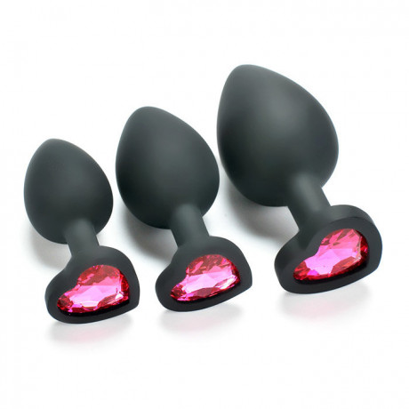 Черная анальная втулка с кристаллом в форме сердца