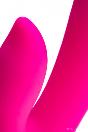 Силиконовый розовый вибратор с отростком для стимуляции клитора L'EROINA