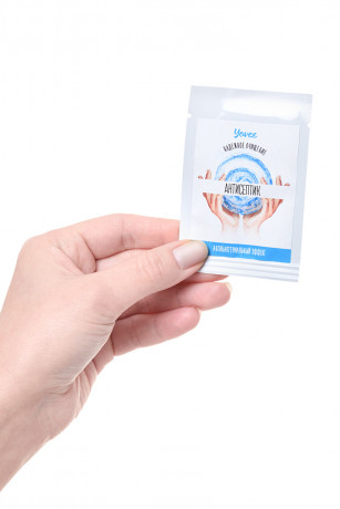 Антисептик для рук с антибактериальным эффектом Надежное очищение в форме саше