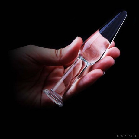 Маленькая анальная пробочка на длинной ножке