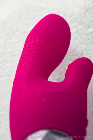 Вибратор с клиторальным отростком из бархатистого силикона L'EROINA