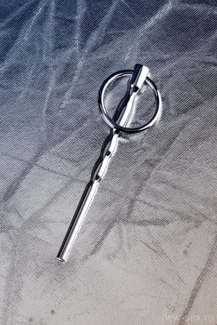 Уретральный плаг Елочка с кольцом на основании