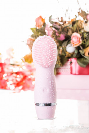 Удобный силиконовый массажер для ухода за кожей лица Yovee Gummy Peach