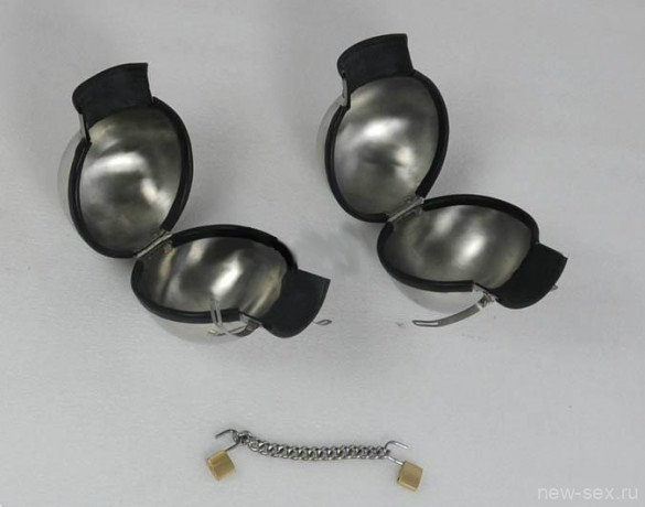 Металлические бондажные перчатки