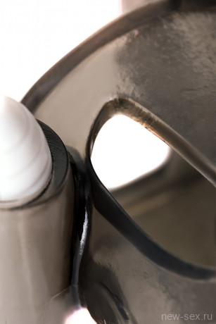 Эрекционное кольцо на пенис с подхватом мошонки и вибрацией XLover