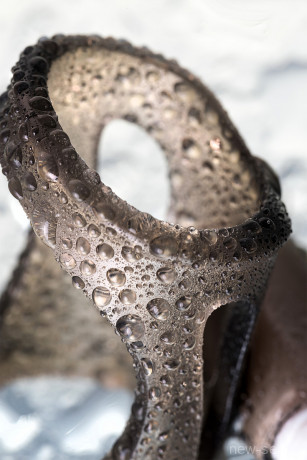 Эрекционное кольцо на пенис с подхватом мошонки и вибрацией XLover