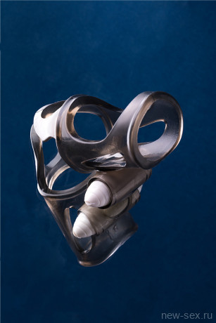 Эрекционное кольцо на пенис с подхватом мошонки и вибрацией XLover