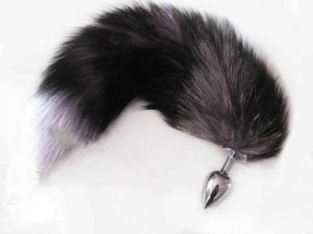 Анальная пробка из металла с хвостом