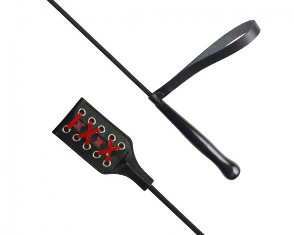 Стек с плоской хлопушкой и декором корсет