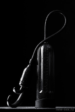 Вакуумная помпа для пениса дымчатого цвета с механическим насосом Expert