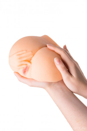 Нежная вагина и анус с вибрацией