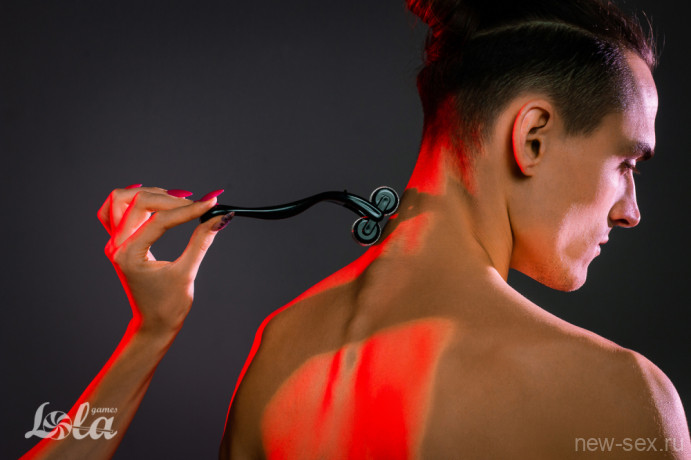 Черное игольчатое колесо Вартенберга с острыми шипами Party Hard Heartbreaker