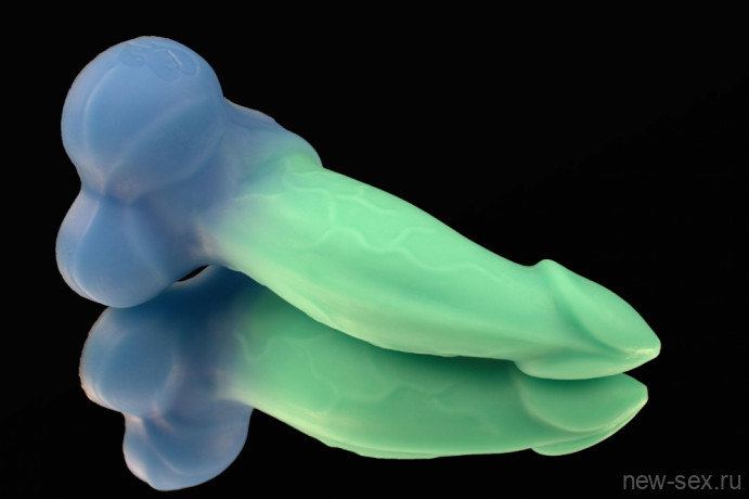 Фаллоимитатор Морской дракон из эластичного силикона