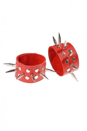 Напульсники из натуральной кожи с длинными шипами