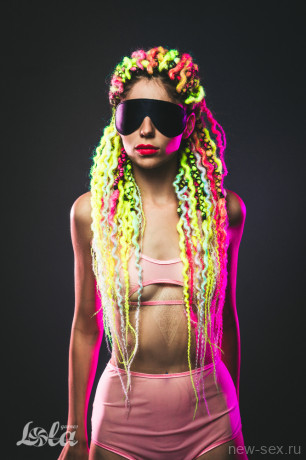 Эффектная закрытая маска на глаза Party Hard Shy