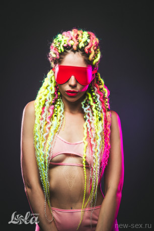 Эффектная закрытая маска на глаза Party Hard Shy