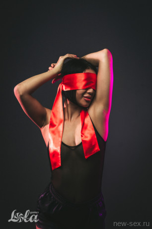 Классическая гладкая лента на глаза и для связывания Party Hard Wink