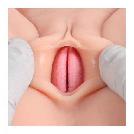 Реалистичная кукла мастурбатор Valentina auto