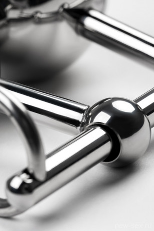 Стринги с двумя шарами из металла серебристого цвета TOYFA Metal