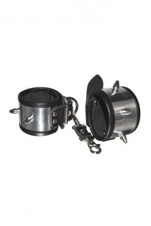 Наручники с декоративной отделкой имитирующей металл с шипами