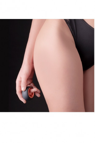 Трусики с вибромассажером для стимуляции клитора Vibrating Tanga Thong