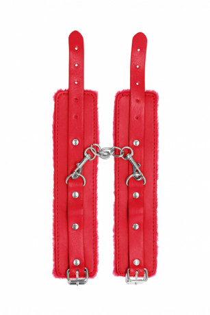 Кожаные наручники с цепочкой для ограничения свободы во время БДСМ игр Plush Leather Hand Cuffs