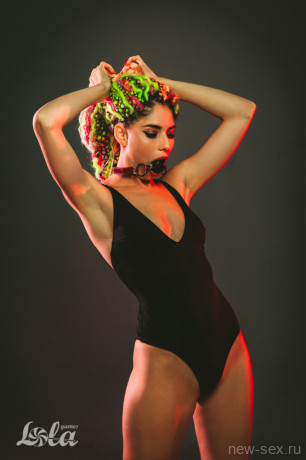 Стильный кляп-шар для БДСМ игр Party Hard Love Bite