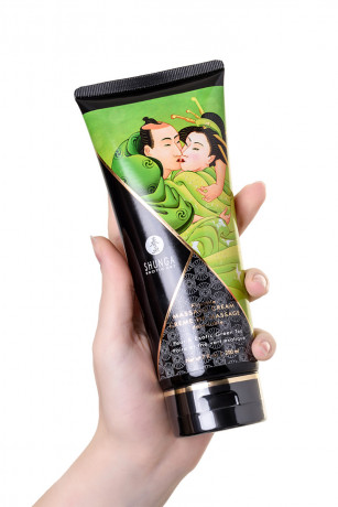 Съедобный шелковистый массажный крем для тела с ароматом груши и зеленого чая Shunga