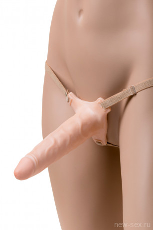 Фаллопротез телесного цвета с регулируемыми ремешкам