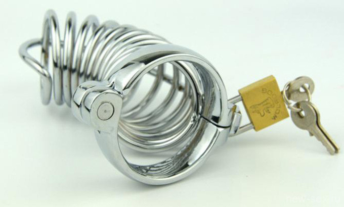 Клетка-замок на половой член