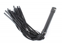 Многохвостая плеть из натуральной кожи с металлическими шипами