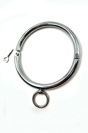 Ошейник металлический с кольцом для фиксации