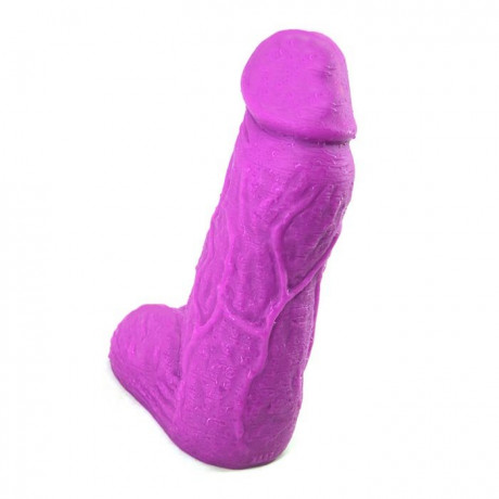 Огромный толстый фаллос