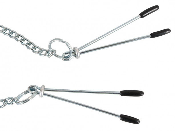 Маска с кляпом и зажимами на соски