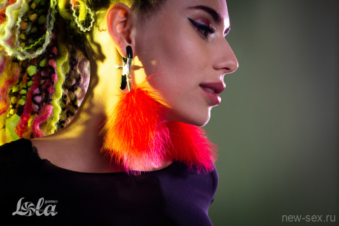 Оригинальный зажимы на соски украшенные пушком Party Hard Euphoric