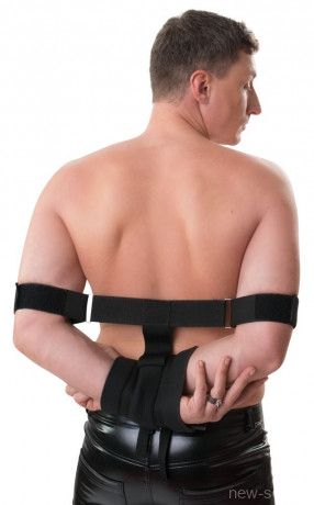 Сбруя на предплечья с фиксацией рук Torso Restraints by Bad Kitty