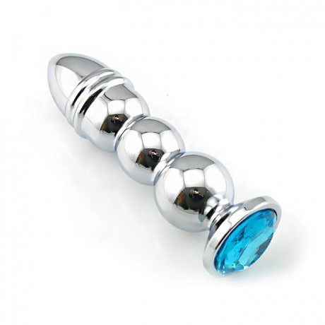 Анальная елочка с украшением в основании