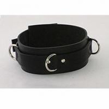 Ошейник средний подшитый черный