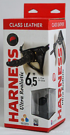 Кожаные трусики с рельефным фаллоимитатором Ultra Realistic