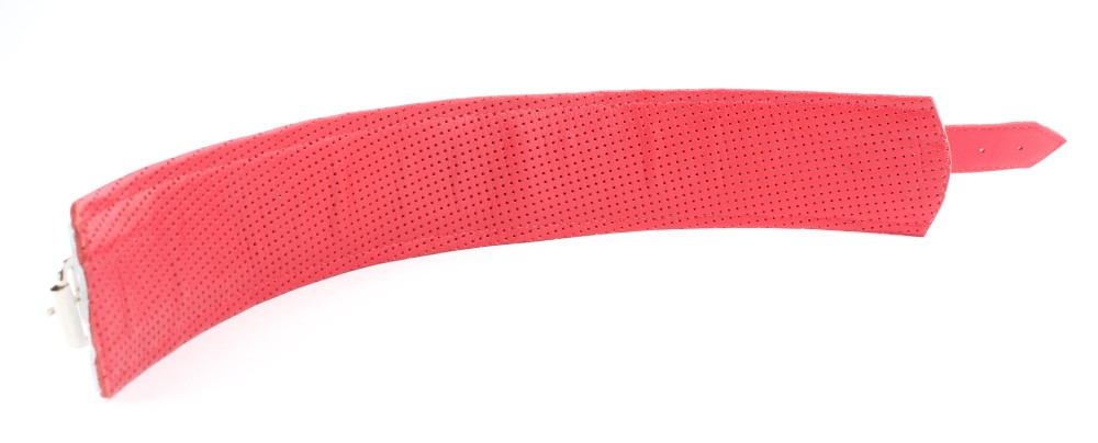 Красно-белый ошейник из высококачественной кожи