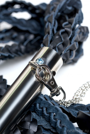 Стильная кожаная плеть-кошка с металлической рукояткой TOYFA Theatre